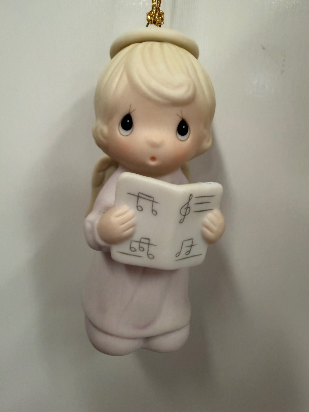 Precious Moments- Singing Angel- EJ325